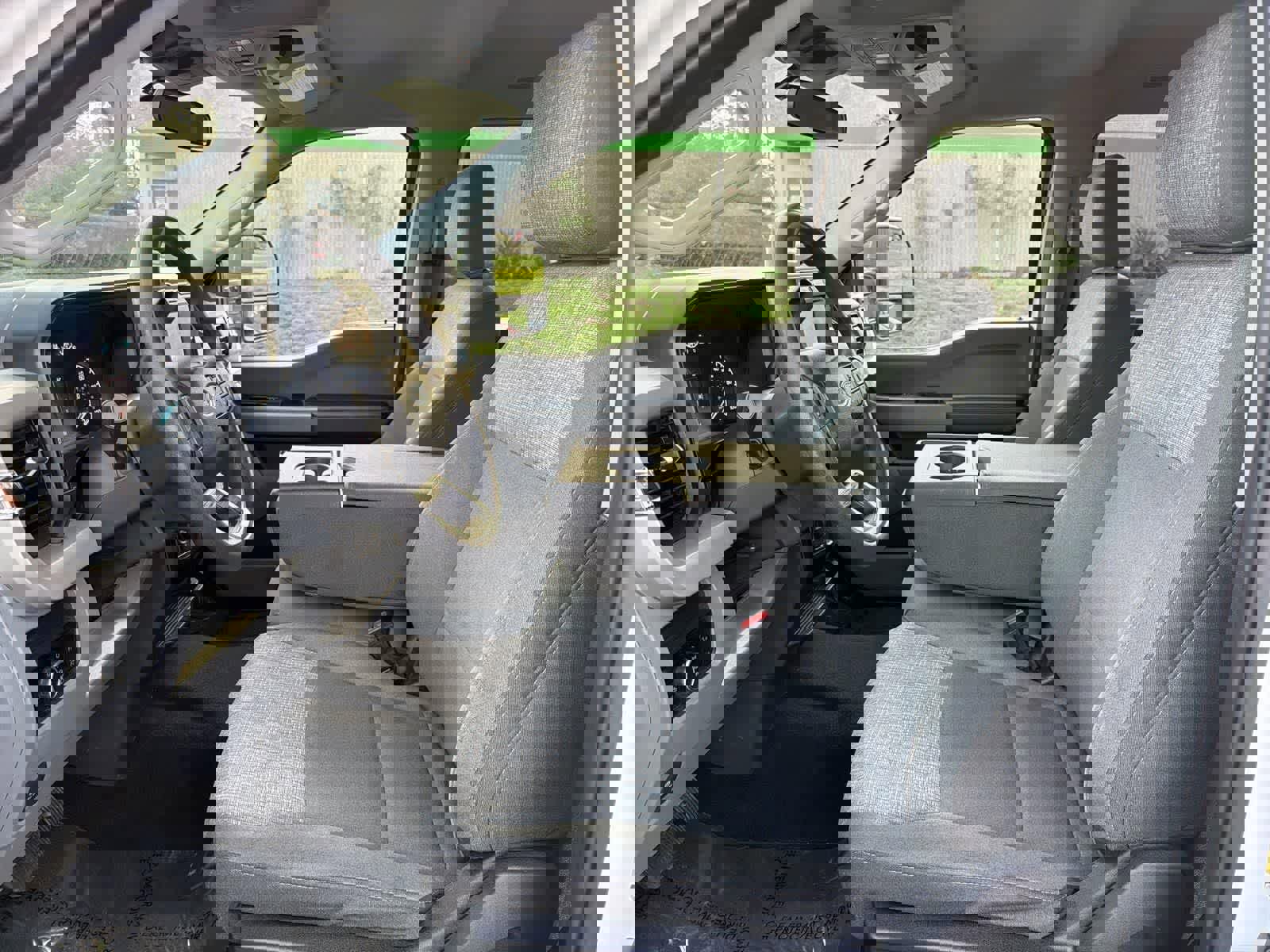 Used 2024 Ford F250 XLT image 23