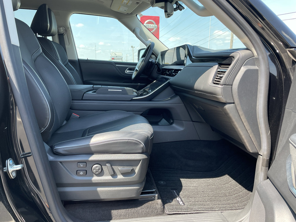 Used 2025 INFINITI QX80 Sensory image 26