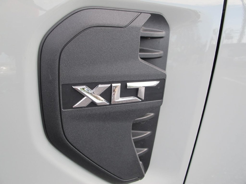 Used 2024 Ford Ranger XLT w/ Technology Package AWD/4WD image 8