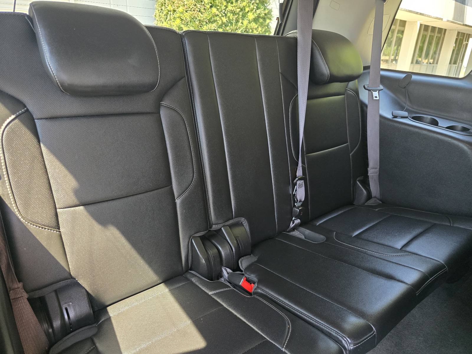 Used 2015 GMC Yukon SLT AWD/4WD image 24