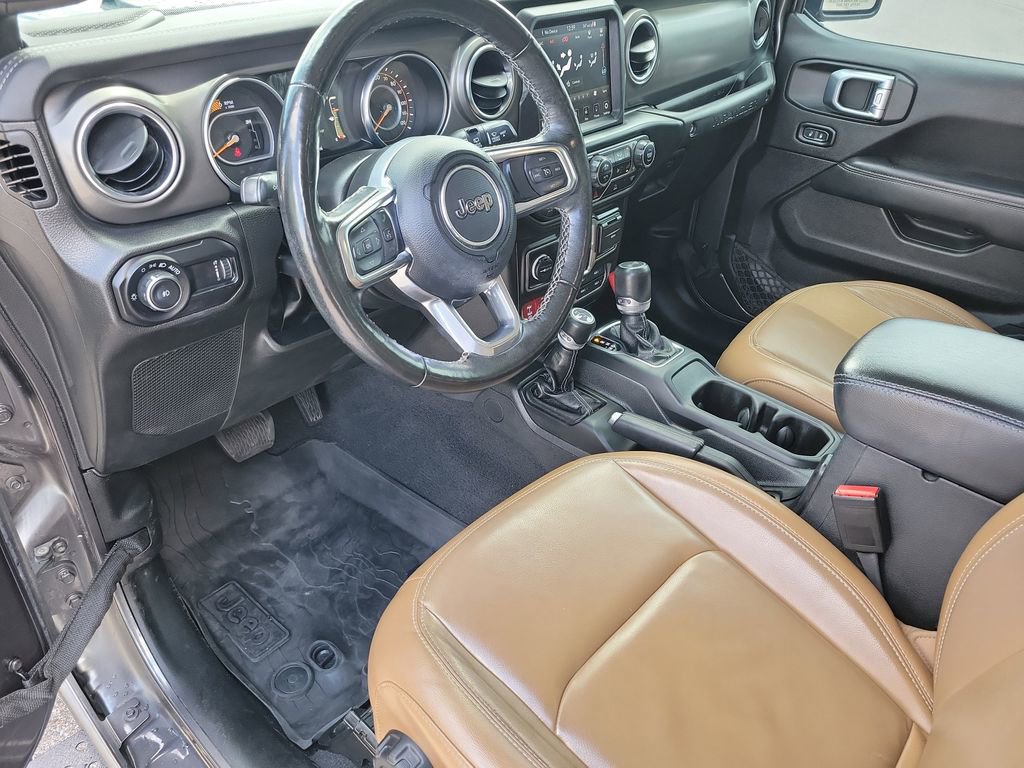 Used 2023 Jeep Wrangler Unlimited Rubicon w/ Steel Bumper Group AWD/4WD image 22