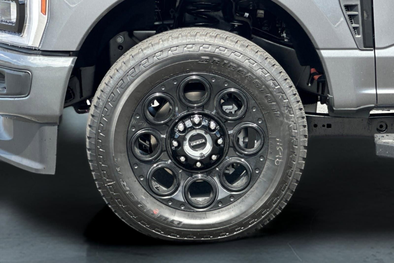 New 2026 Ford F250 Lariat w/ Black Appearance Package image 33