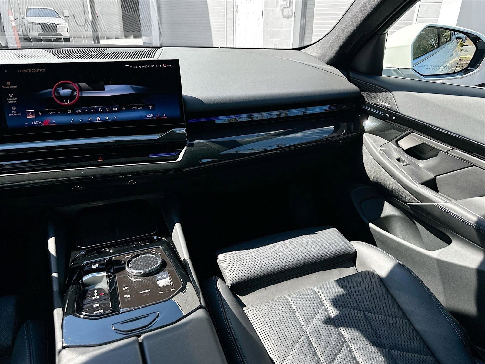 Certified 2024 BMW 530i xDrive w/ Convenience Package image 25