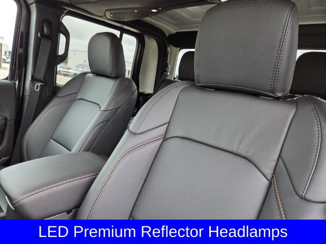 New 2026 Jeep Gladiator Sport AWD/4WD image 24