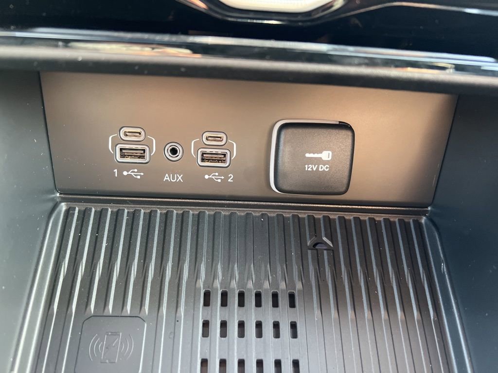 New 2026 Jeep Grand Cherokee Altitude image 32