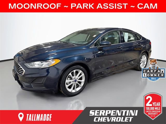 Used 2020 Ford Fusion SE image 1