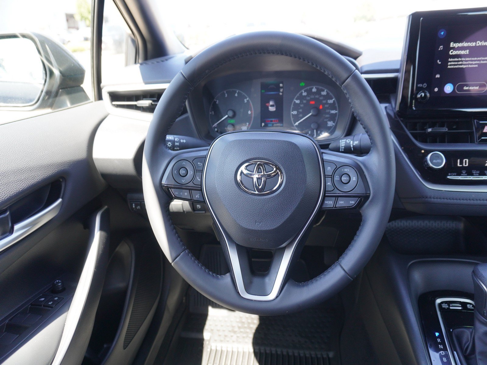 Used 2025 Toyota Corolla SE FWD image 13