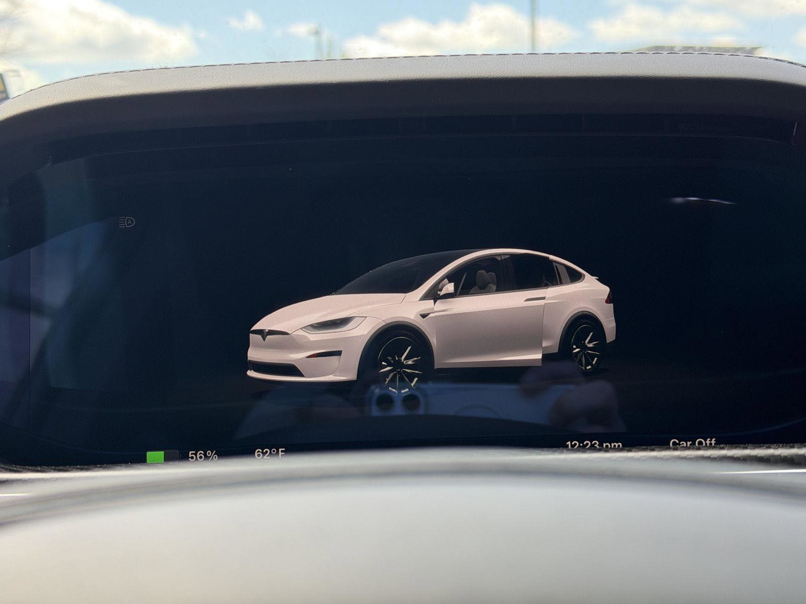 Used 2022 Tesla Model X Plaid image 13