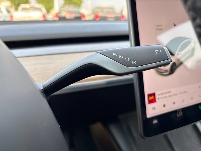Used 2021 Tesla Model 3 Standard Range Plus RWD image 18