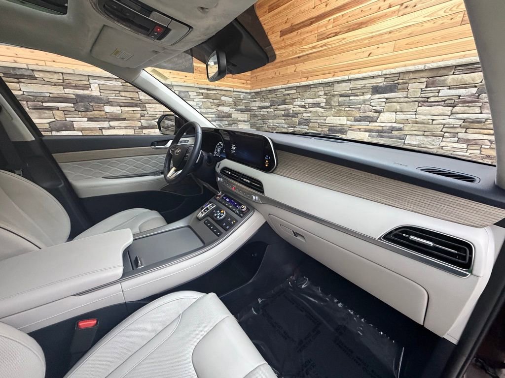 Used 2022 Hyundai Palisade Calligraphy image 13