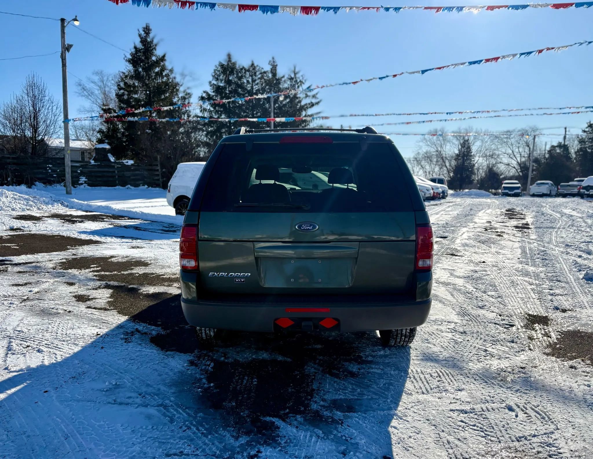 Used 2002 Ford Explorer XLT image 4