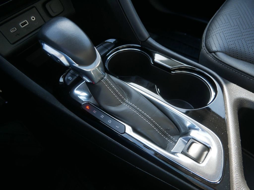 Used 2023 Buick Encore GX Essence w/ Experience Buick Package image 27