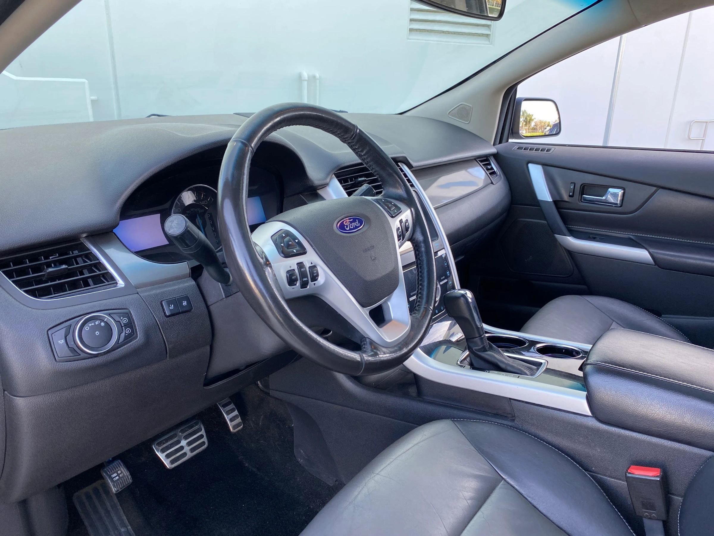 Used 2013 Ford Edge Sport w/ Vision Pkg image 28