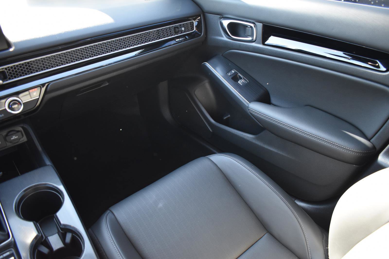 Used 2025 Honda Civic Sport Touring image 19