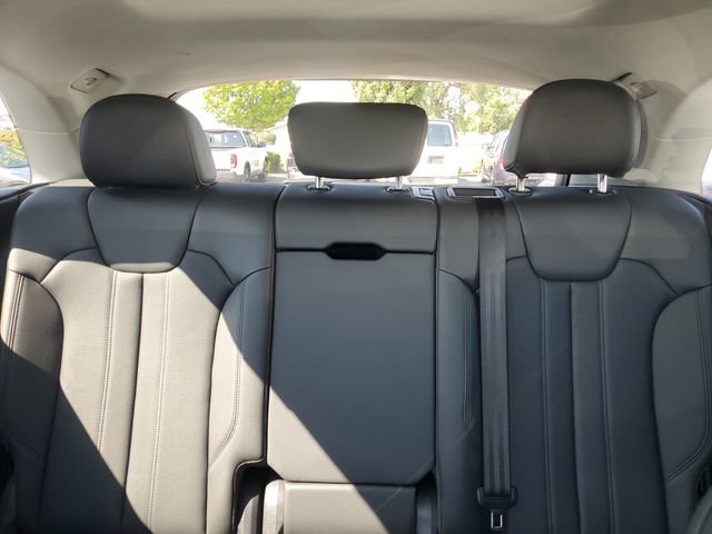 Used 2020 Audi Q5 e Prestige image 37