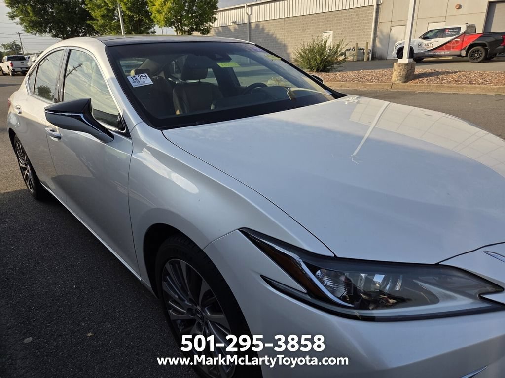Used 2019 Lexus ES 350 w/ Accessory Package 2 FWD image 9