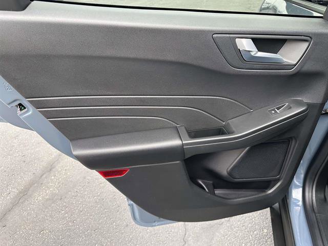Used 2024 Ford Escape ST-Line w/ Tech Pack #1 image 11