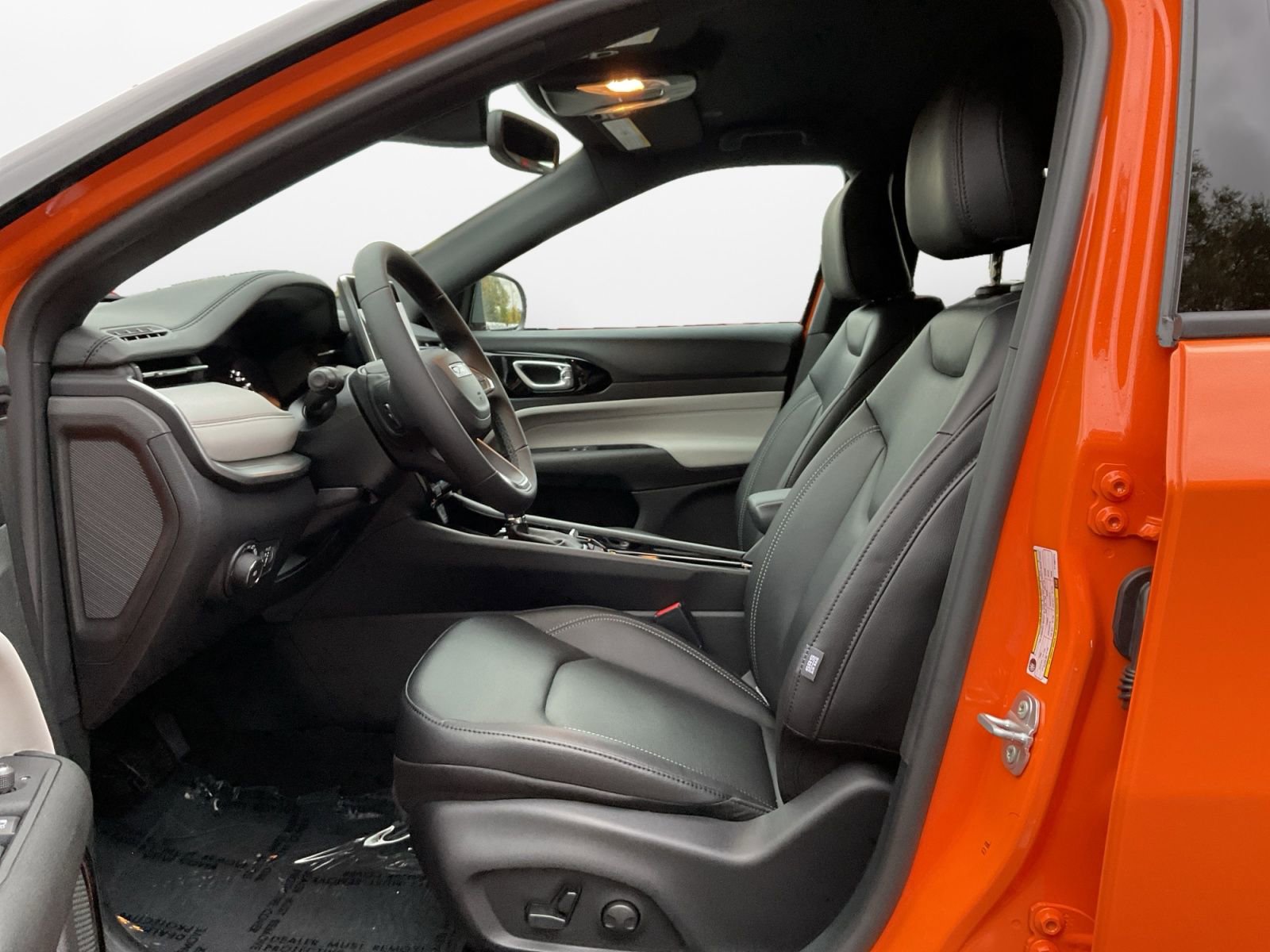 New 2026 Jeep Compass Limited AWD/4WD image 9