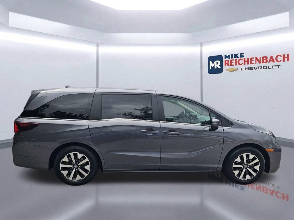 Used 2025 Honda Odyssey EX-L image 4