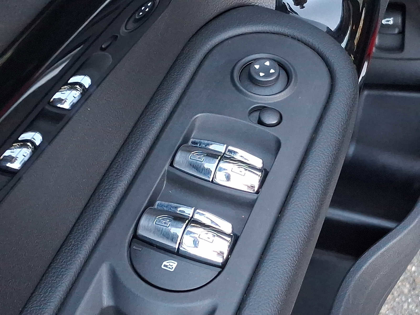 Certified 2024 MINI Cooper Countryman S image 22