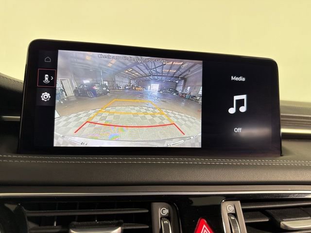 Used 2023 Genesis G70 2.0T image 30