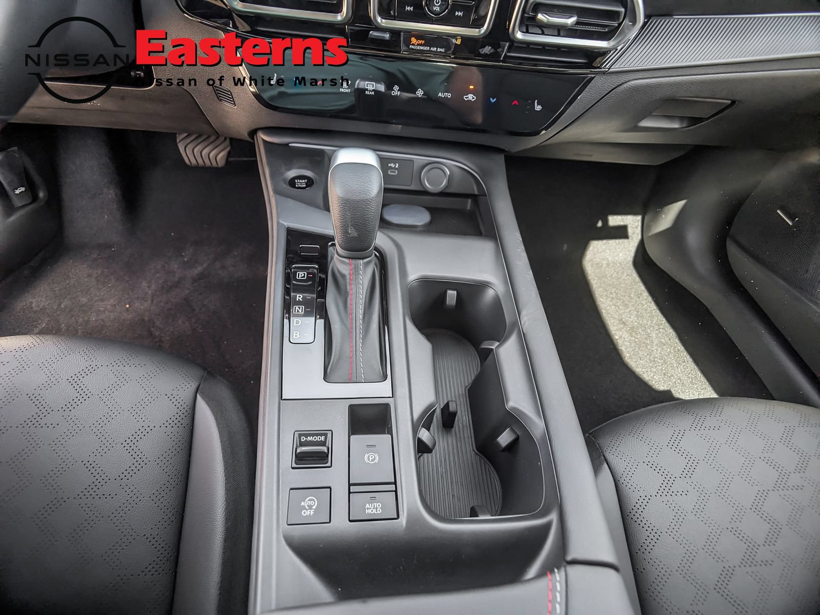 New 2027 Nissan Sentra SR w/ SR Premium Package FWD image 13
