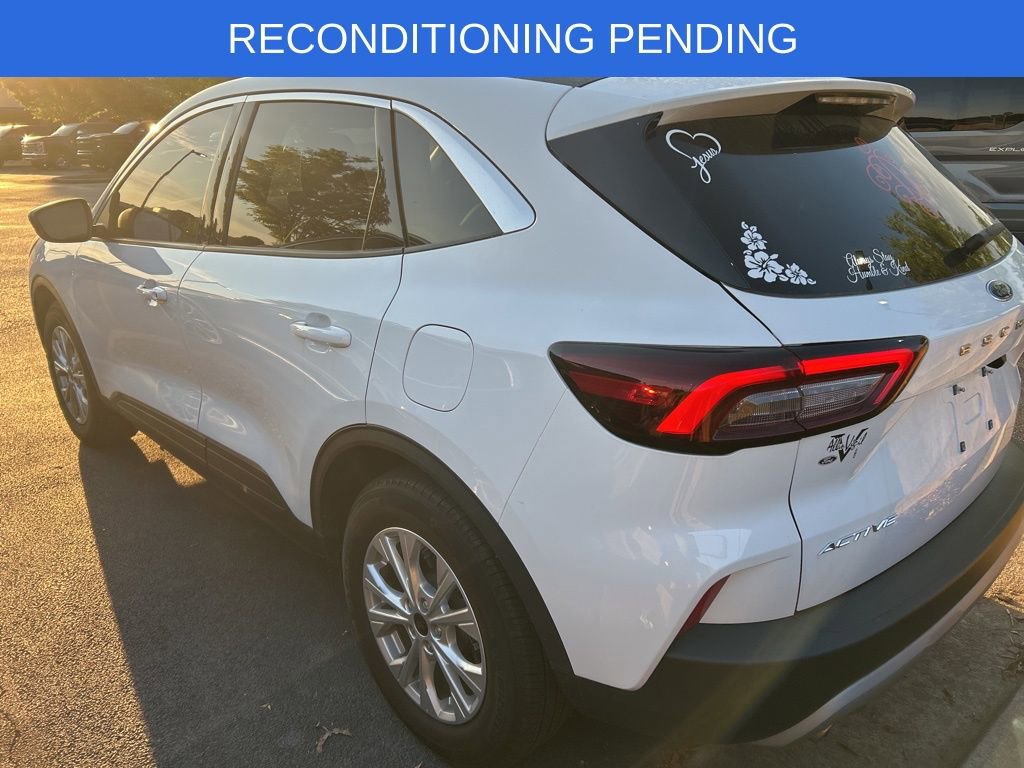 Used 2024 Ford Escape Active w/ Cold Weather Package image 10