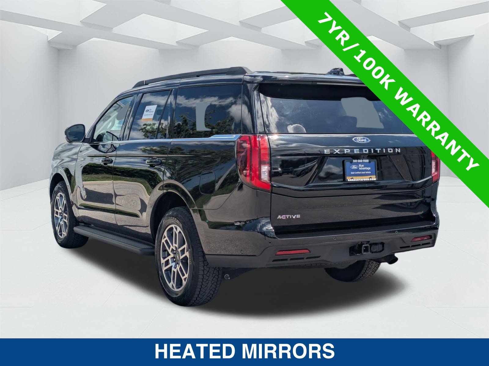 Certified 2025 Ford Expedition Active AWD/4WD image 7