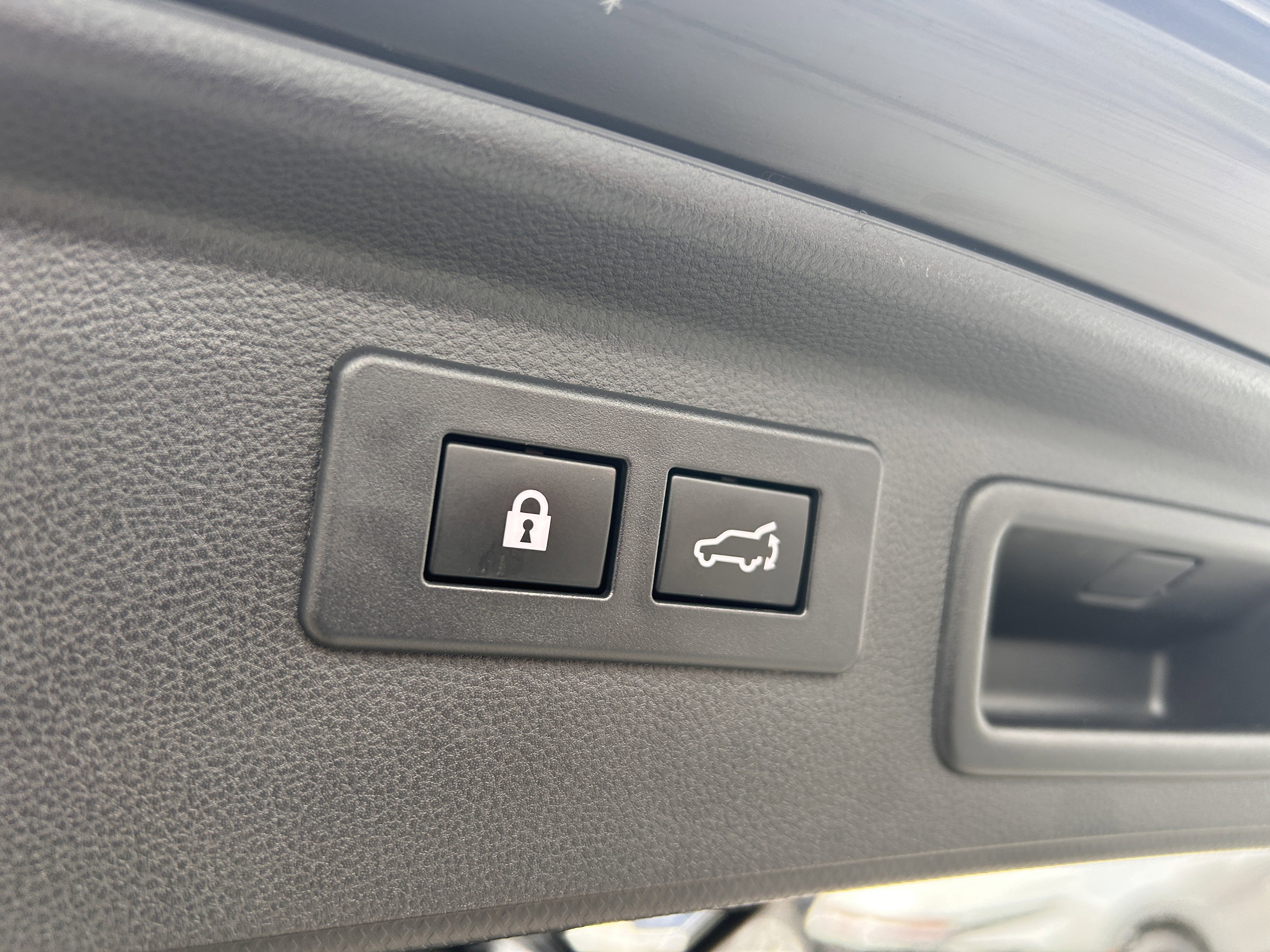 Certified 2023 Subaru Forester Limited image 31