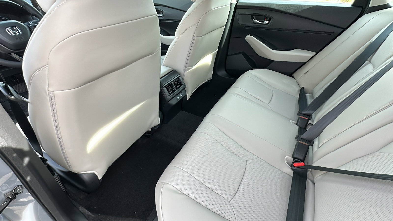 New 2025 Honda Accord EX-L image 24