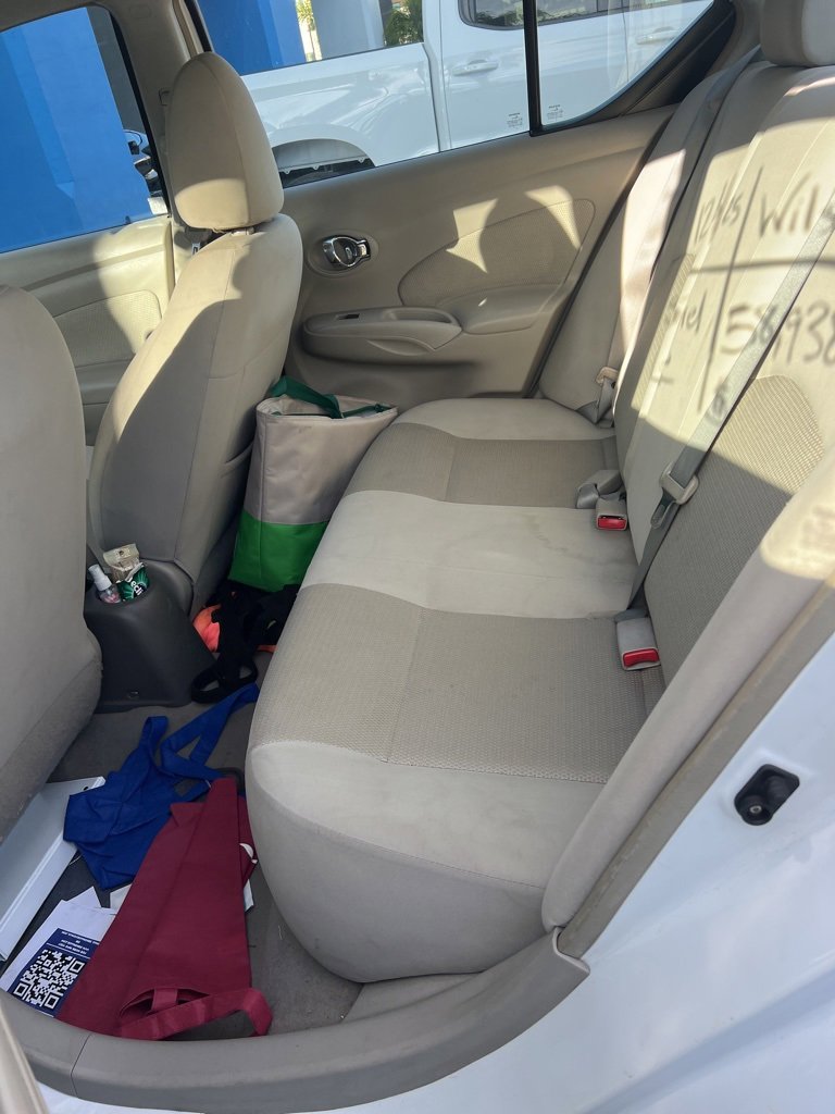 Used 2012 Nissan Versa SL image 7