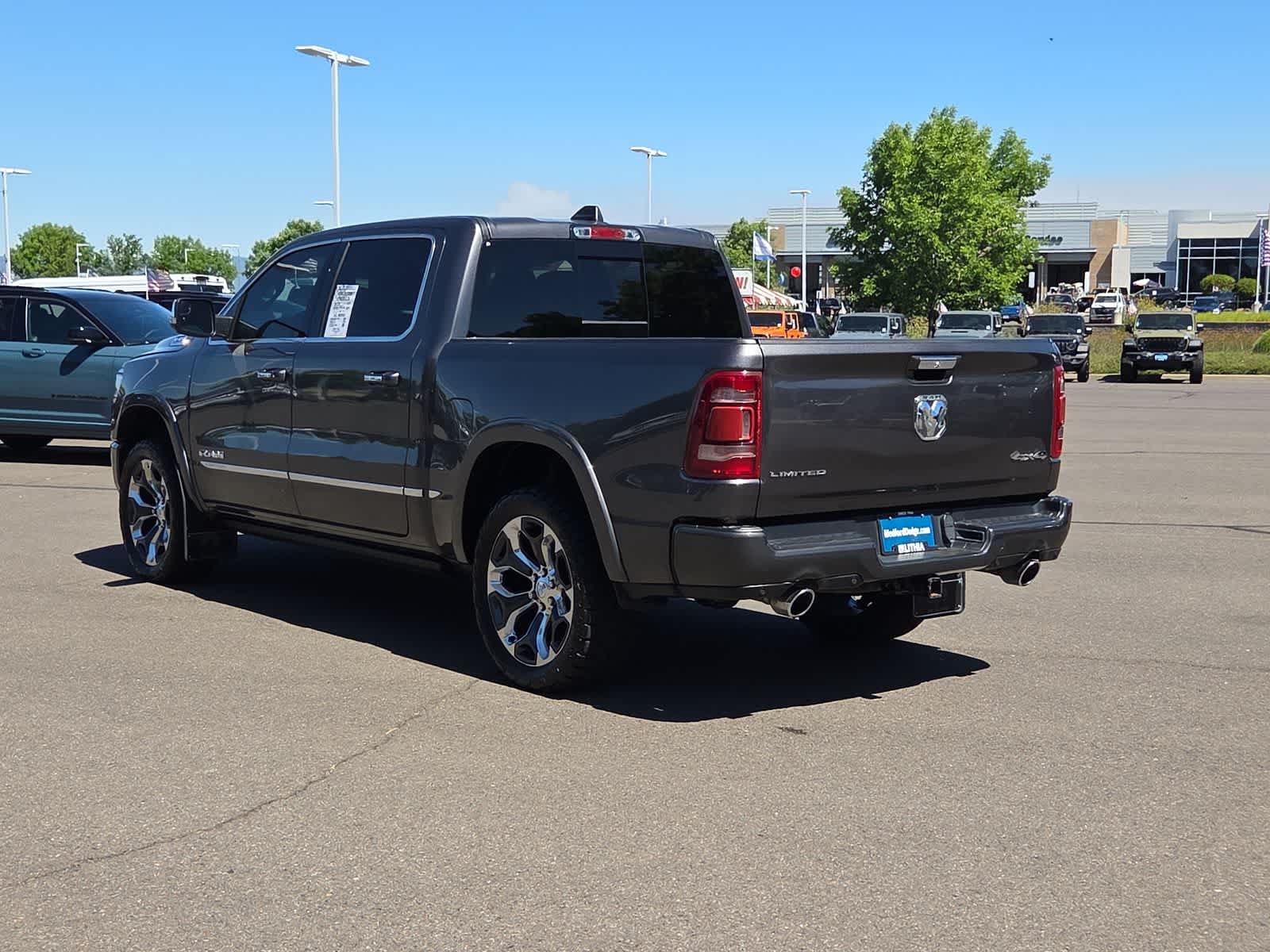 Used 2022 RAM 1500 Limited w/ Body-Colour Bumper Group AWD/4WD image 12