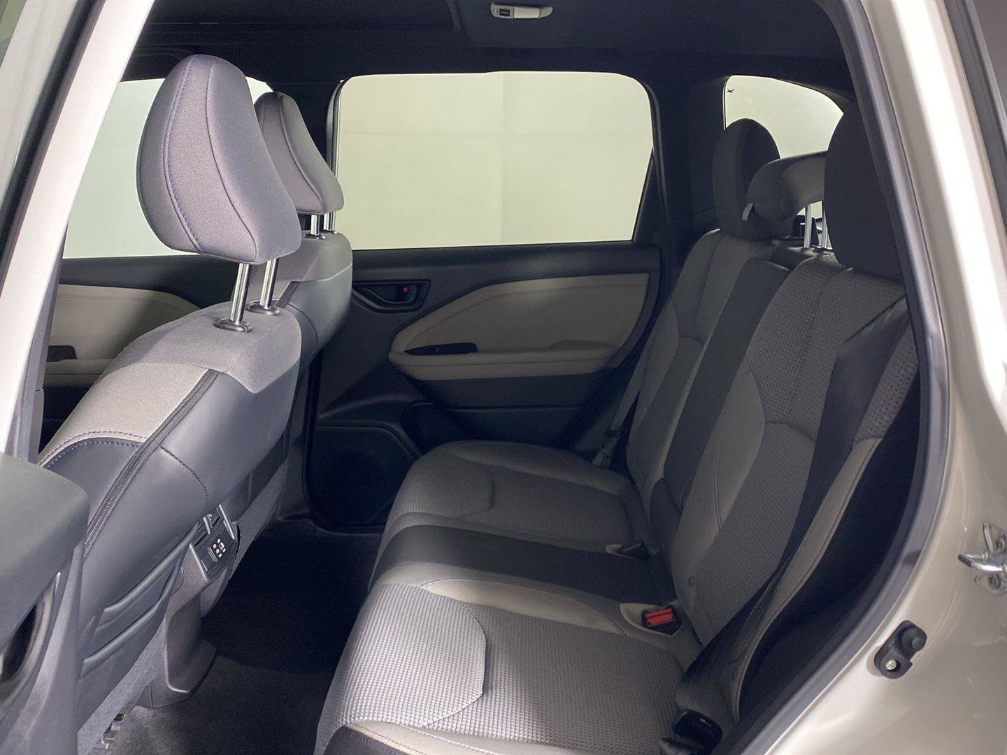 Used 2026 Subaru Forester Premium AWD/4WD image 14