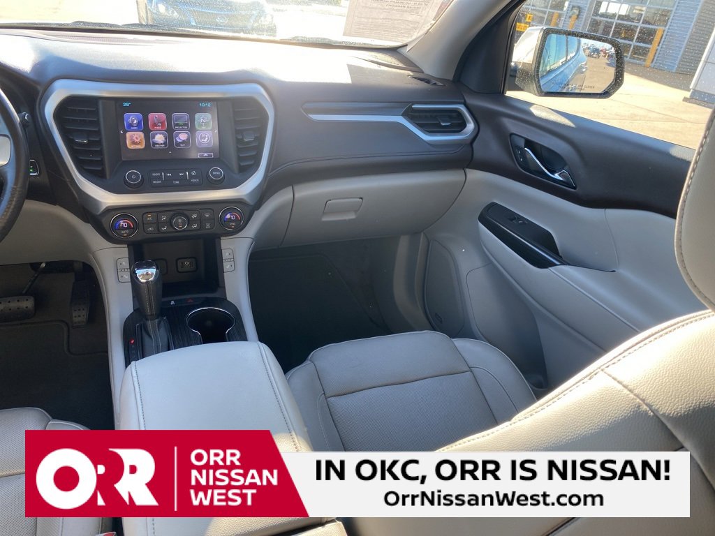 Used 2017 GMC Acadia SLT w/ LPO, Cargo Package image 20