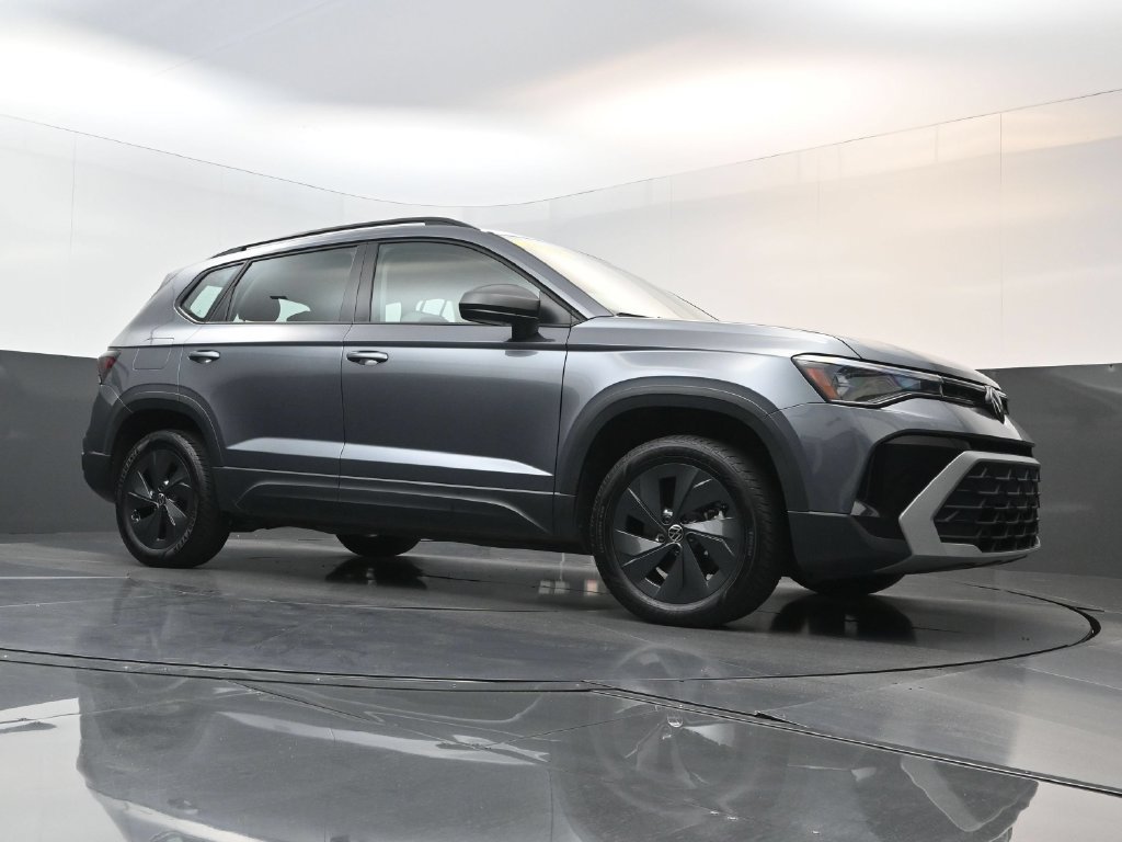 Used 2025 Volkswagen Taos S FWD image 21