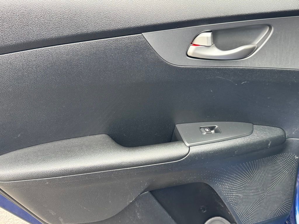 Used 2019 Kia Forte LXS image 22