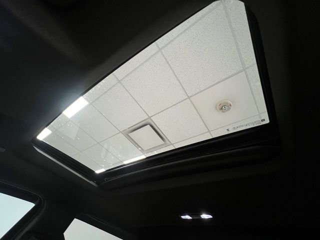 Used 2025 GMC Sierra 1500 AT4 w/ AT4 Premium Package image 39