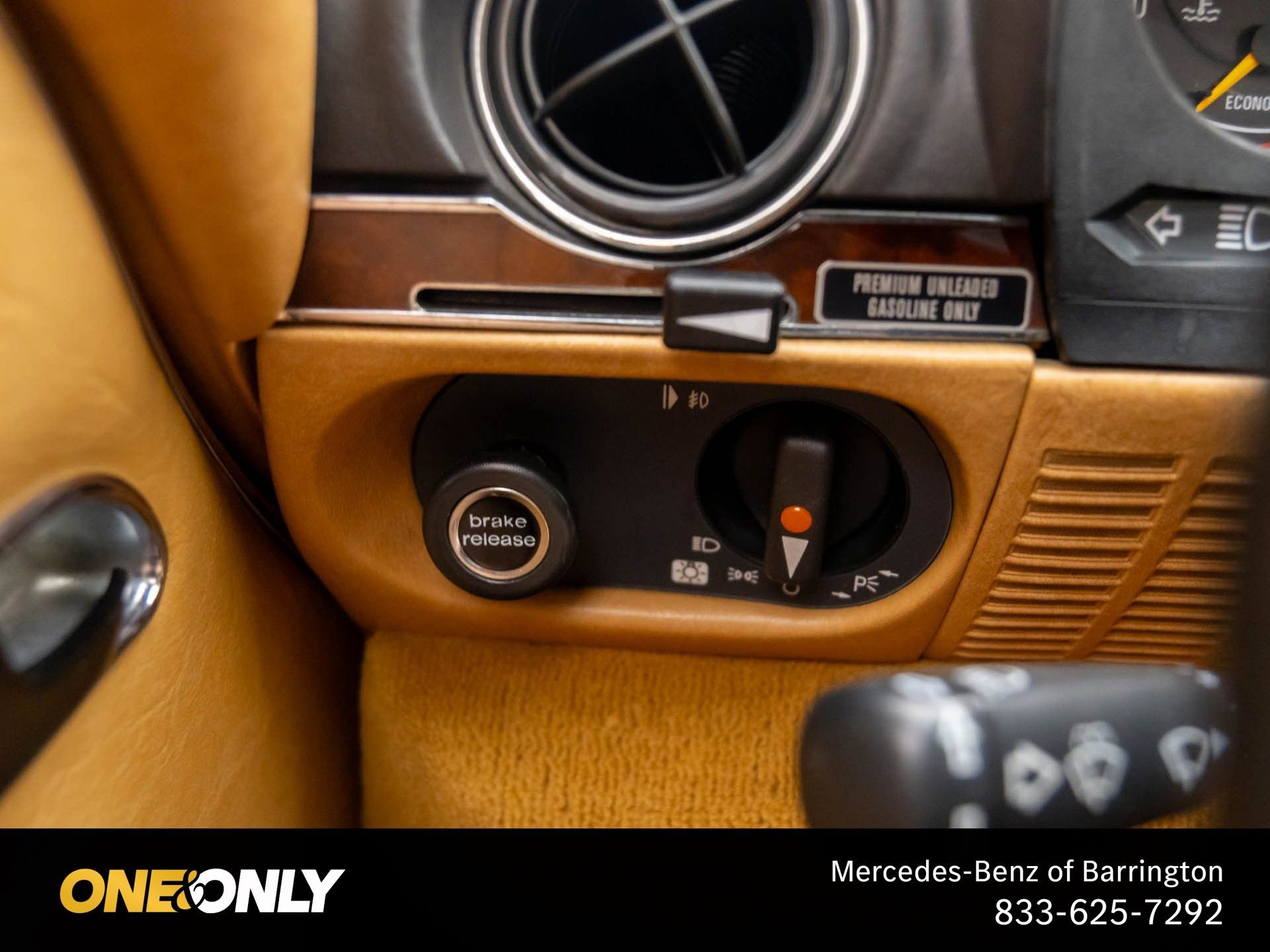 Used 1987 Mercedes-Benz 560 SL image 29