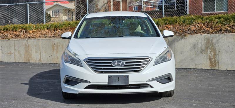 Used 2015 Hyundai Sonata SE w/ Option Group 02 image 8