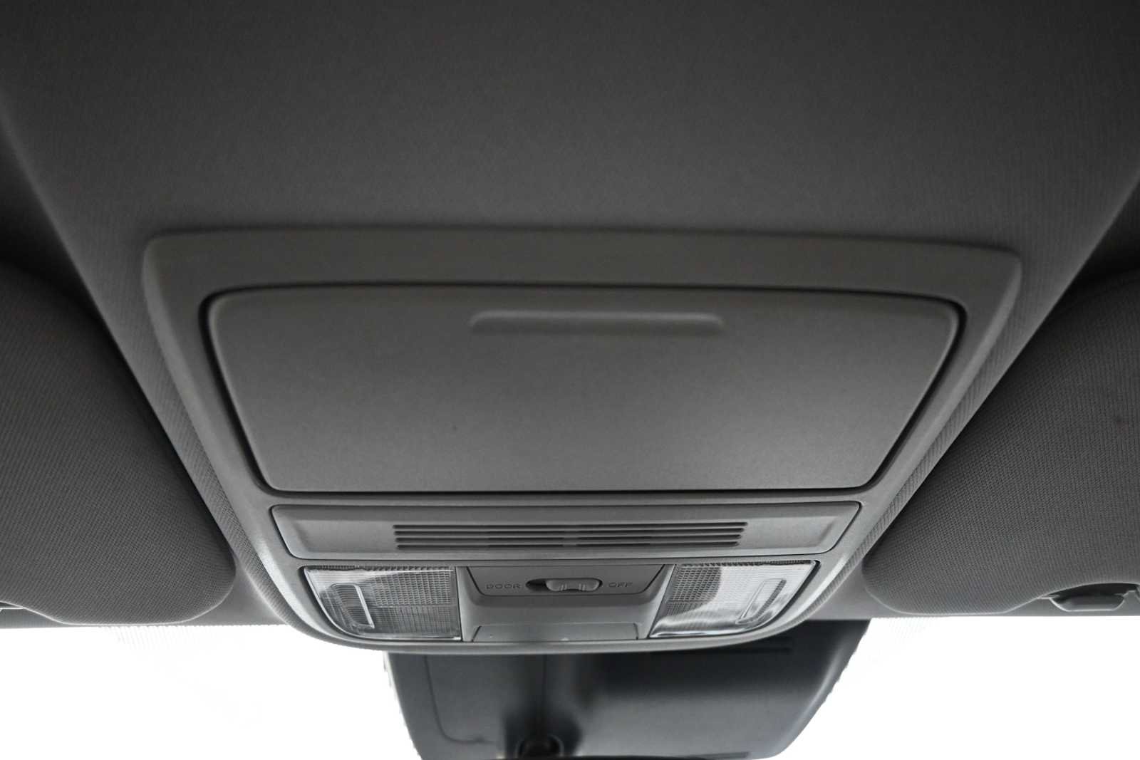 Used 2021 Honda CR-V Special Edition image 17