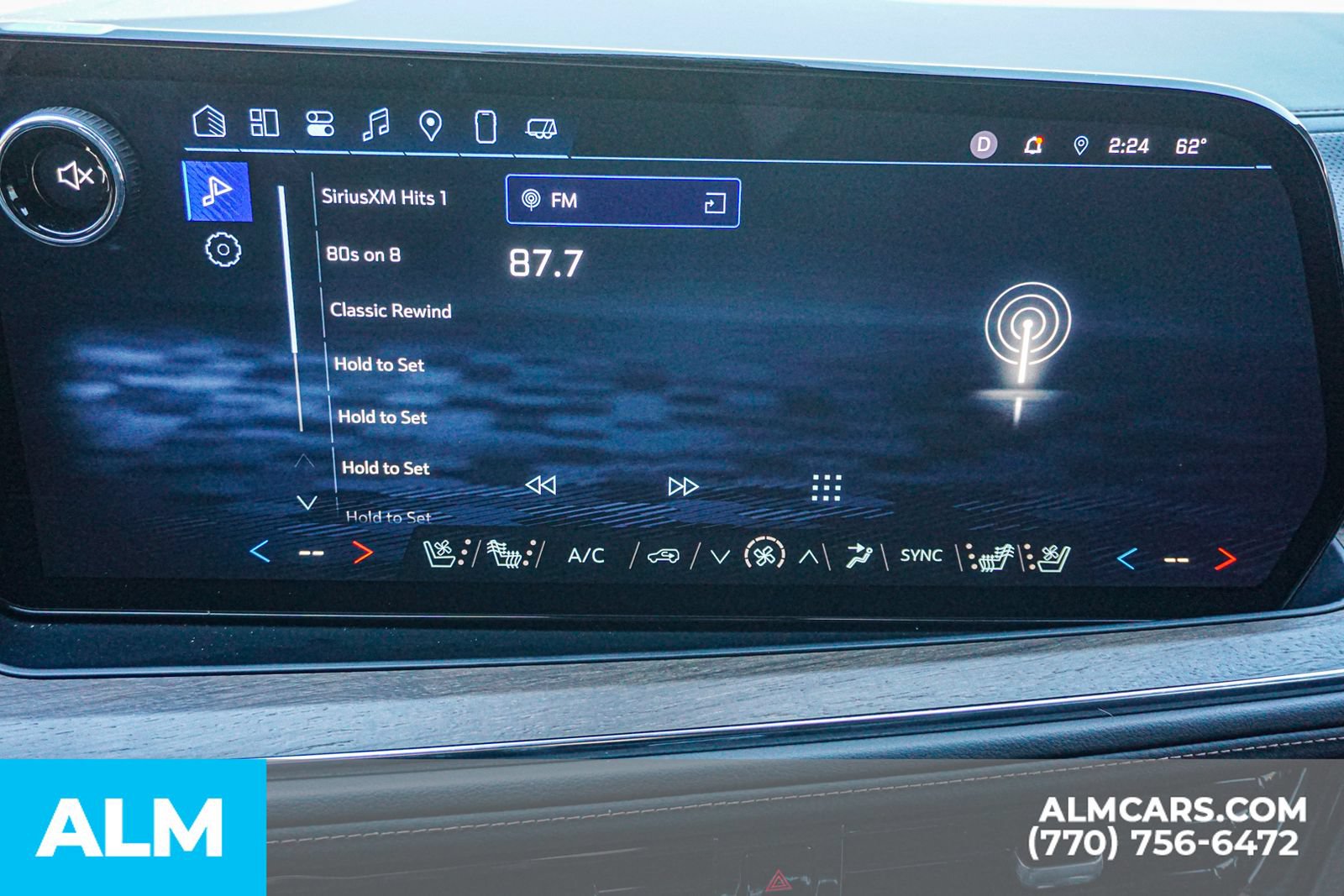 Used 2025 Chevrolet Suburban High Country AWD/4WD image 47