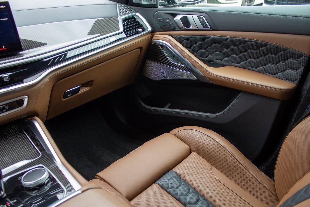 Used 2024 BMW X6 M Competition w/ Executive Package image 20