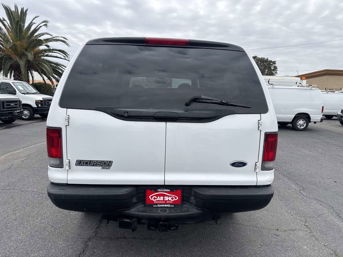 Used 2003 Ford Excursion XLT image 6