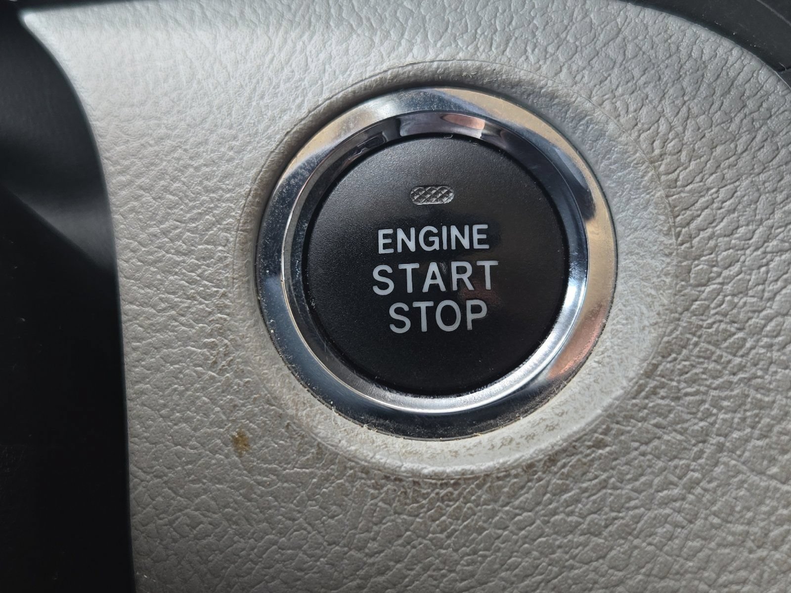 Used 2018 Toyota Sienna XLE FWD image 22