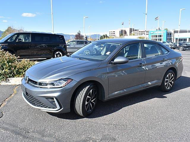 Used 2025 Volkswagen Jetta S image 3