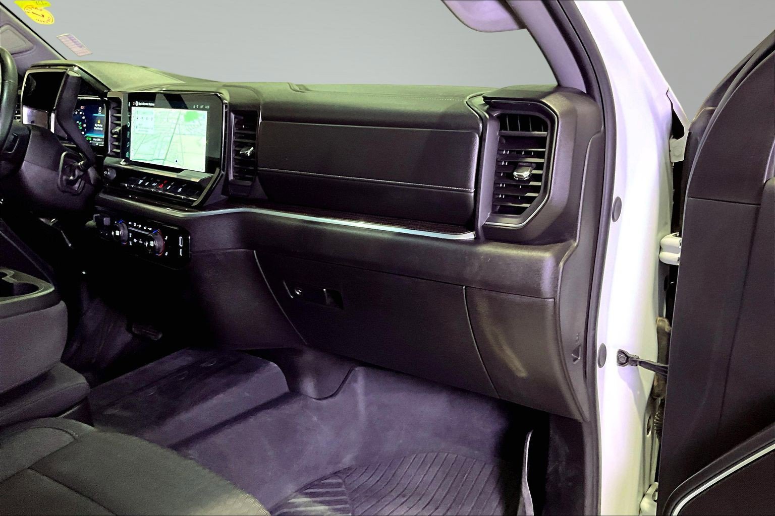 Used 2025 Chevrolet Silverado 2500 LT AWD/4WD image 28