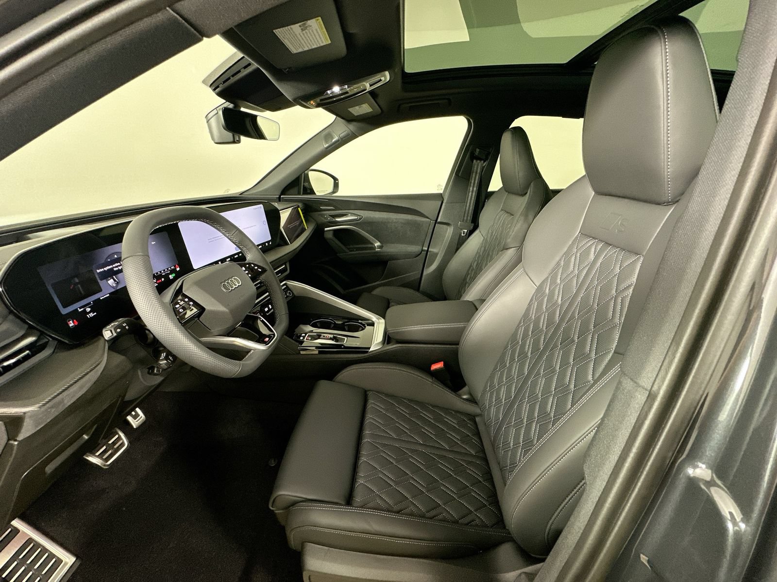 New 2026 Audi SQ5 Prestige AWD/4WD image 32