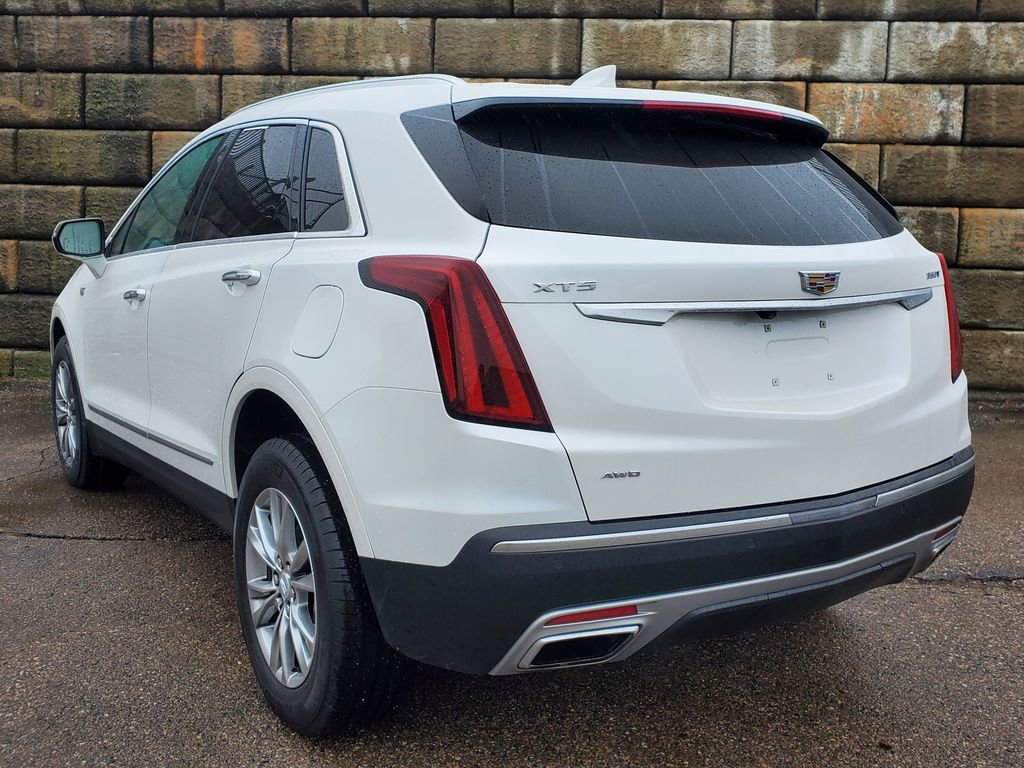 Used 2023 Cadillac XT5 Premium Luxury w/ LPO, Floor Liner Package image 3