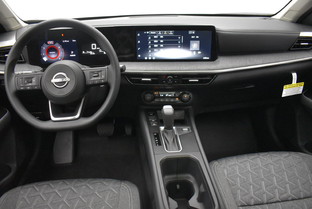 New 2026 Nissan Kicks SV w/ SV Premium Package AWD/4WD image 28