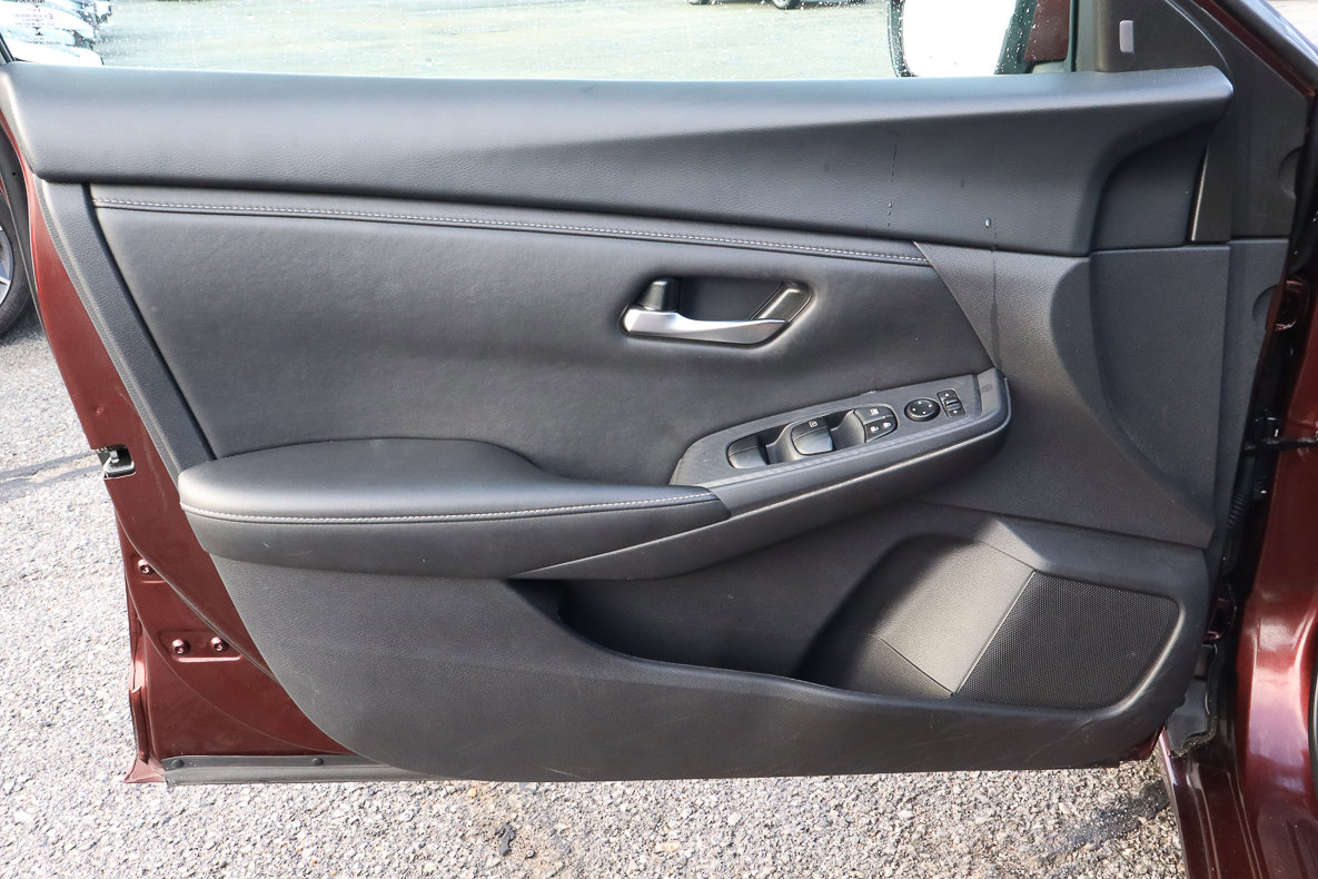 Used 2024 Nissan Sentra SV image 13